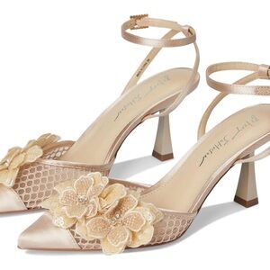 🆕Betsey Johnson SUSIE Heels